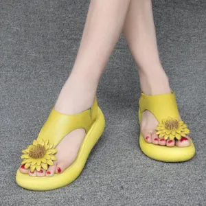 Comfortable Round Toe Wedge Flower Sandals