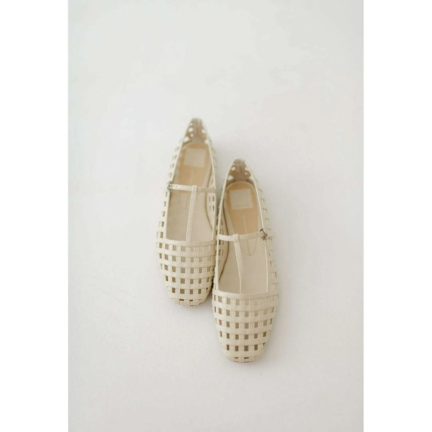 Dolce Vita Rains Ballet Flats Ivory Stella