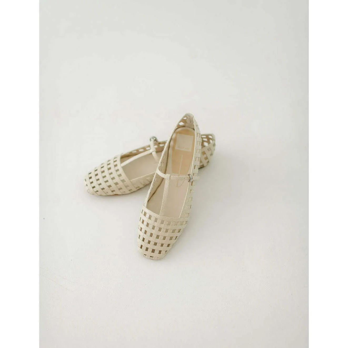 Dolce Vita Rains Ballet Flats Ivory Stella
