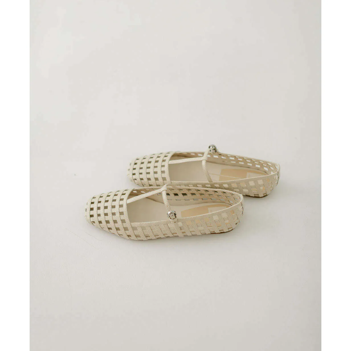 Dolce Vita Rains Ballet Flats Ivory Stella