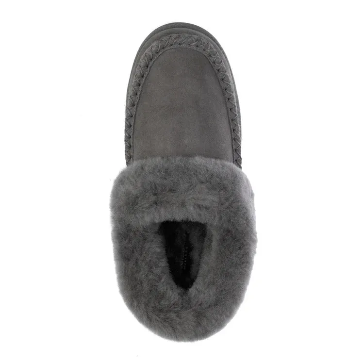 Manitobah Women's Cabin Clogs