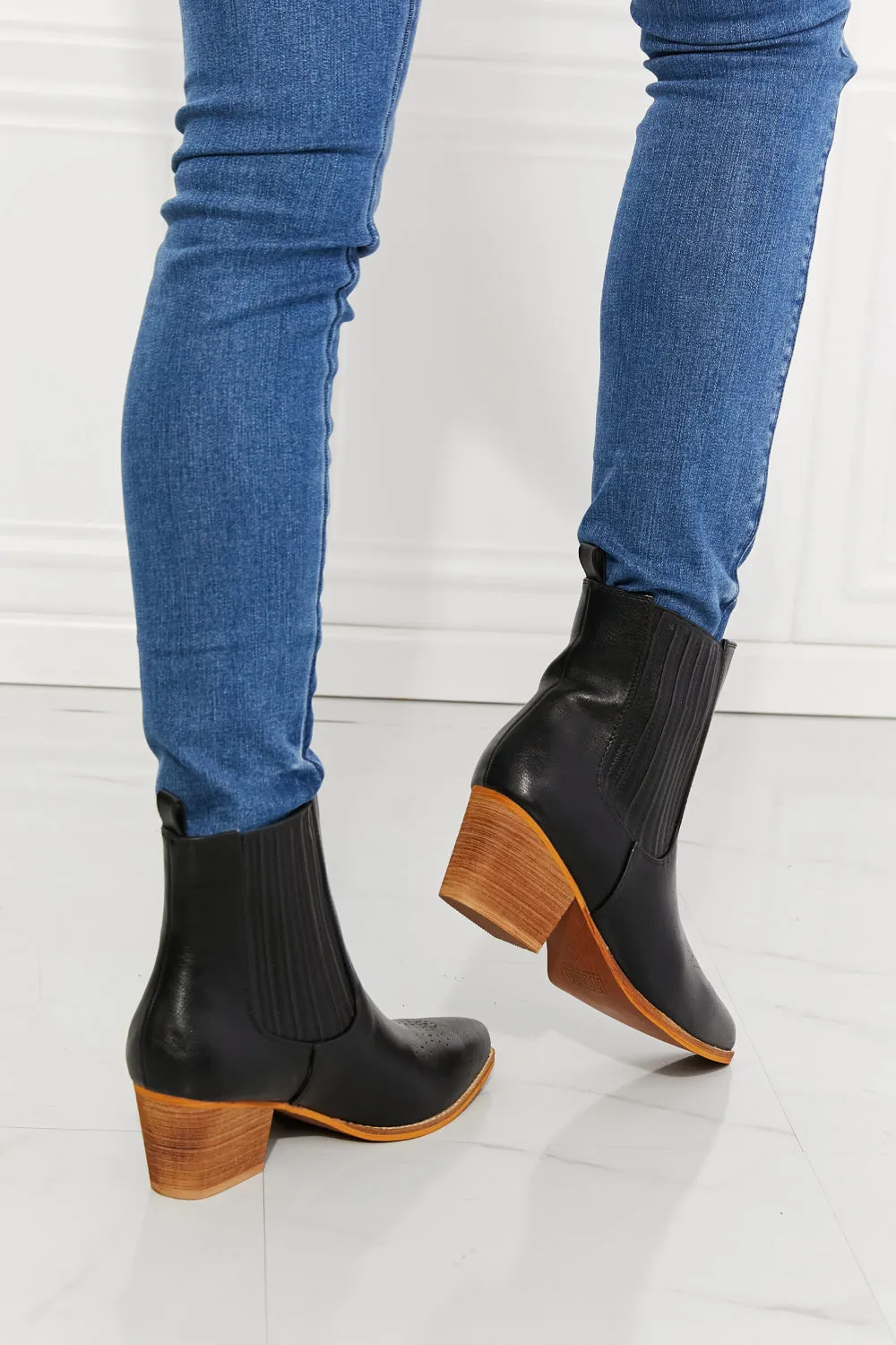 MM Shoes Solid Black Block Heel Chelsea Boots