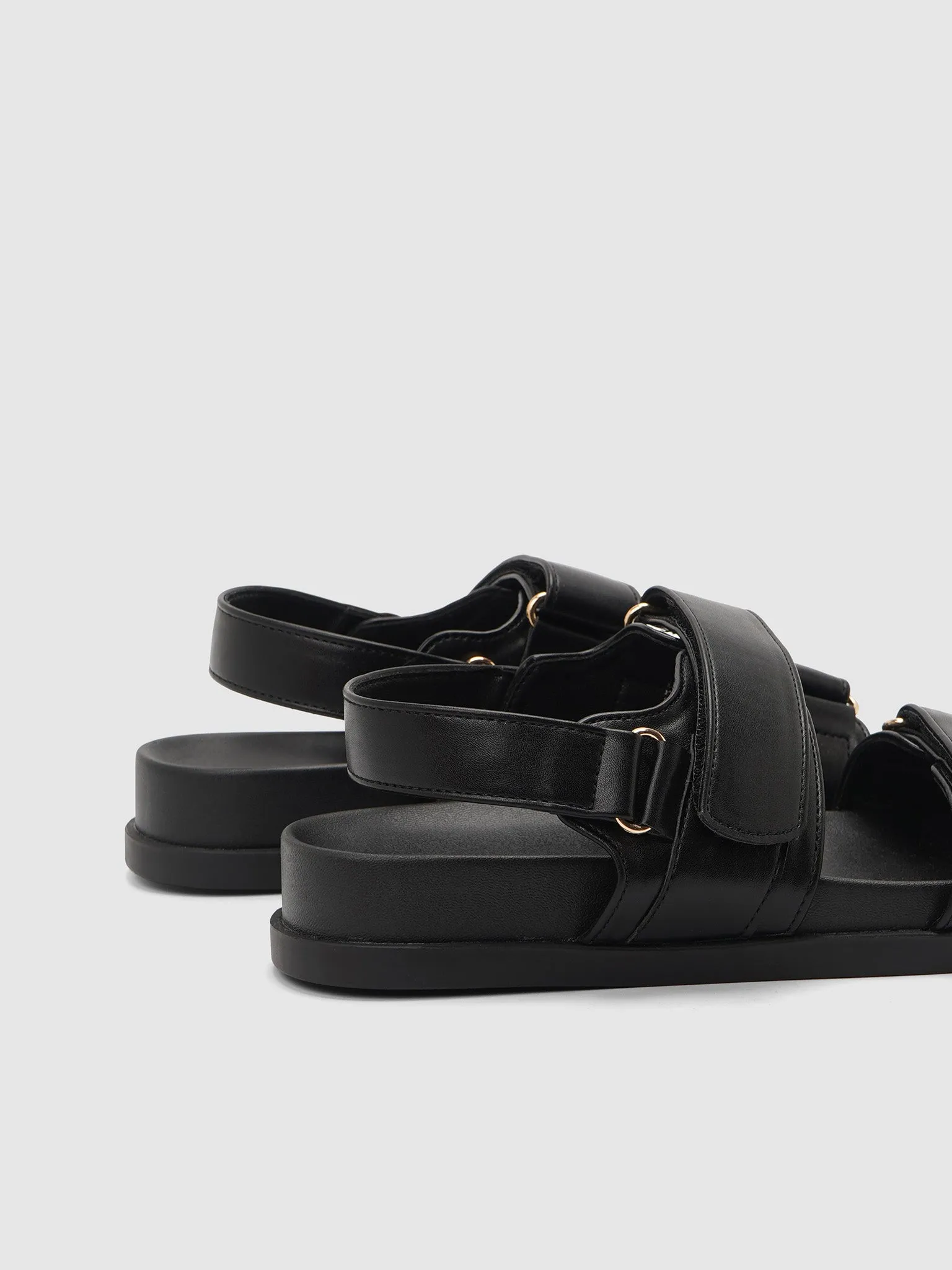 Pete Flat Sandals
