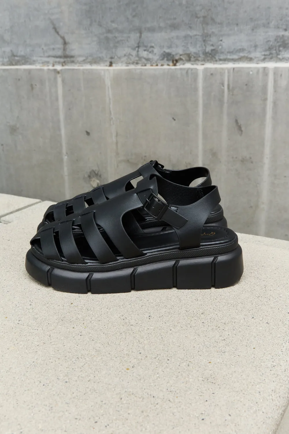 Qupid Platform Cage Stap Sandal