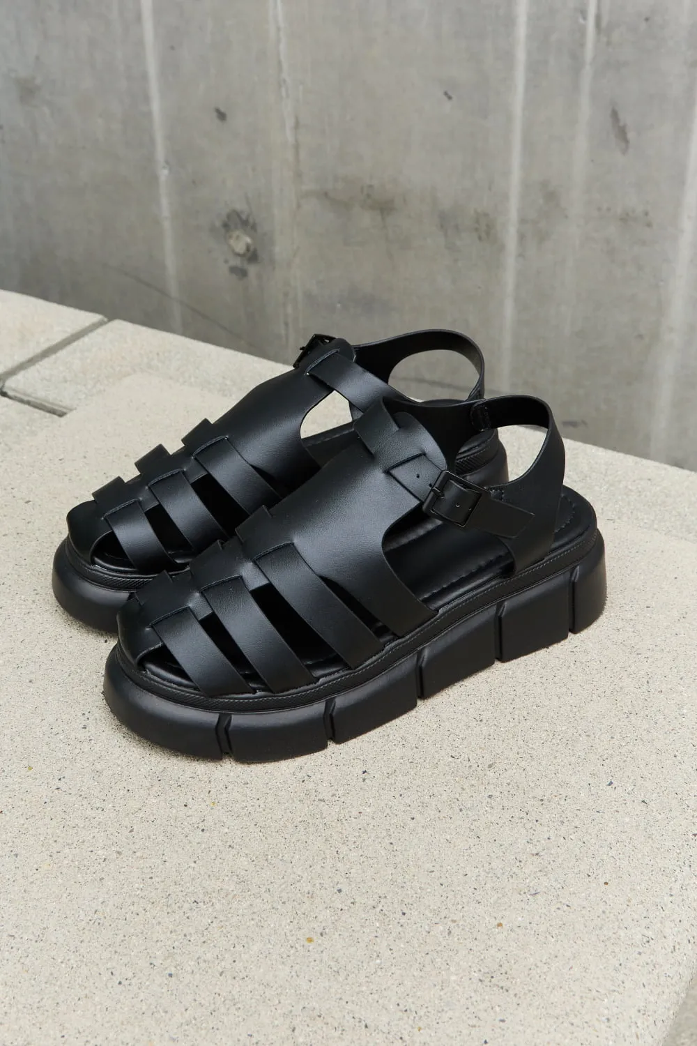 Qupid Platform Cage Stap Sandal