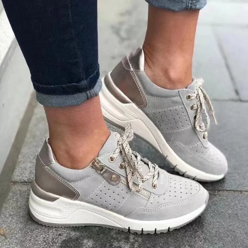 Soft and airy summer Sneakers