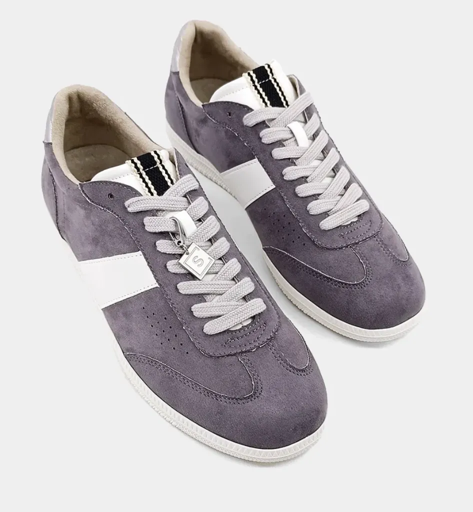 Sydney Sneaker (grey suede)